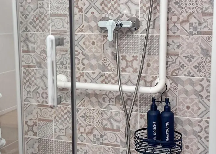 شقة Recent Avec Terrasse Airbus Aeroport *