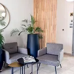 Récent Avec Terrasse Airbus Aéroport Colomiers