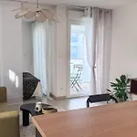 Récent Avec Terrasse Airbus Aéroport Colomiers