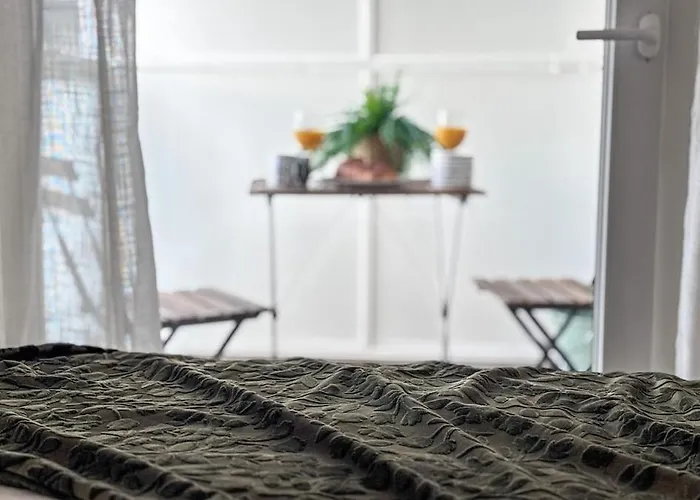 شقة Recent Avec Terrasse Airbus Aeroport كولومييه