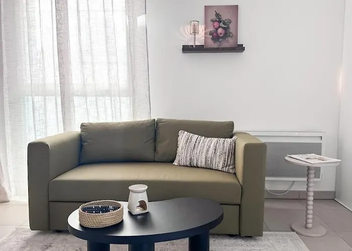 شقة Recent Avec Terrasse Airbus Aeroport *